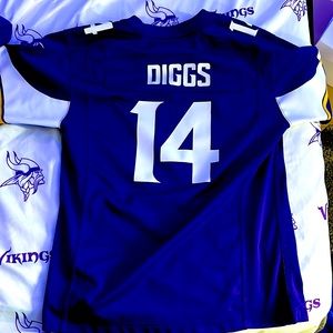 Youth Large Stefon Diggs vikings jersey